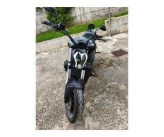 Benelli 502c custom 2024 5000 km recibo auto