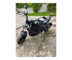 Benelli 502c custom 2024 5000 km recibo auto